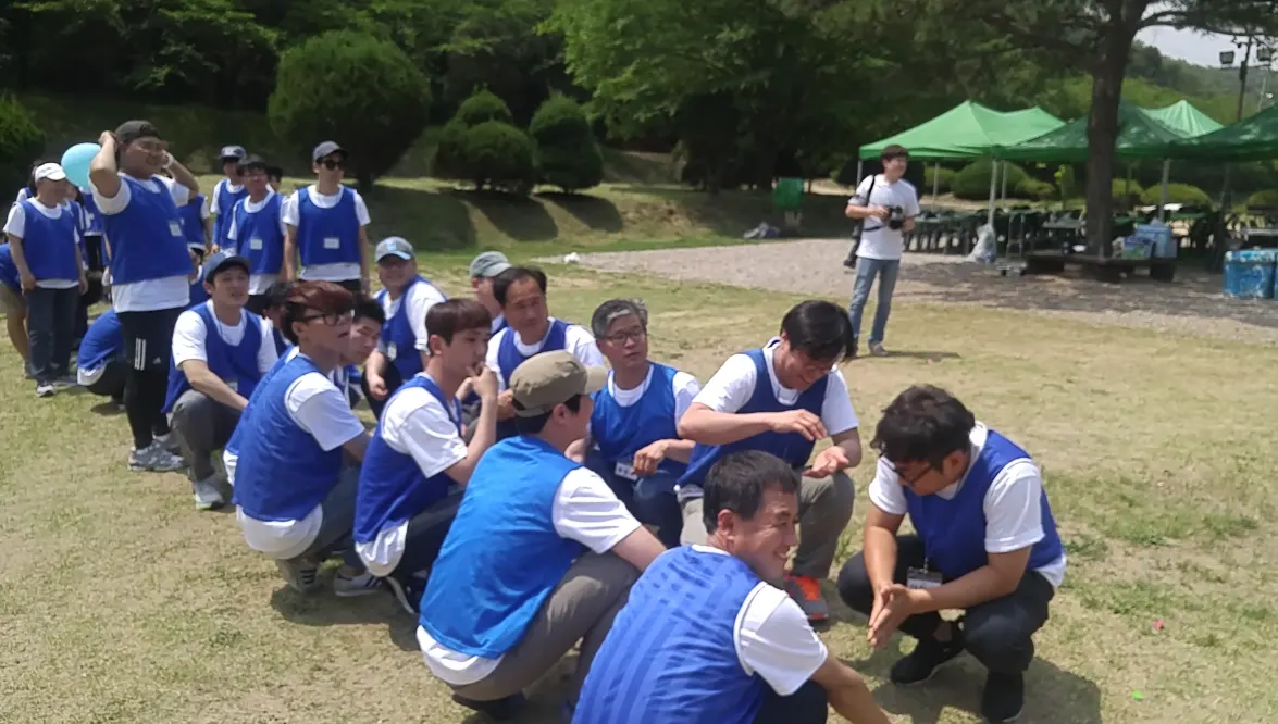 모티브 체육대회 현장 사진 1